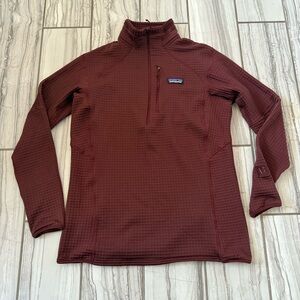 Patagonia Regulator polartec half zip. EUC like new